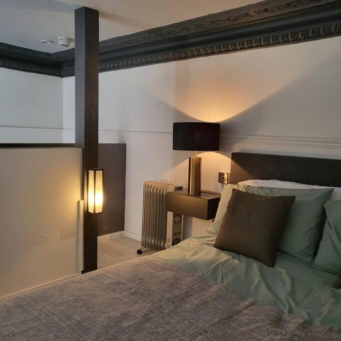 21 Mini Loft Apartment - Great Location - Comfy King Size Bed Brighton Exterior photo